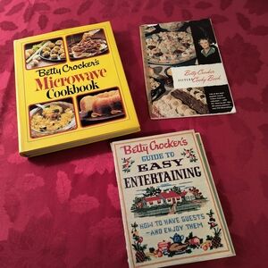 Betty Crocker Yellow Microwave Cookbook - Bright Yellow Edition